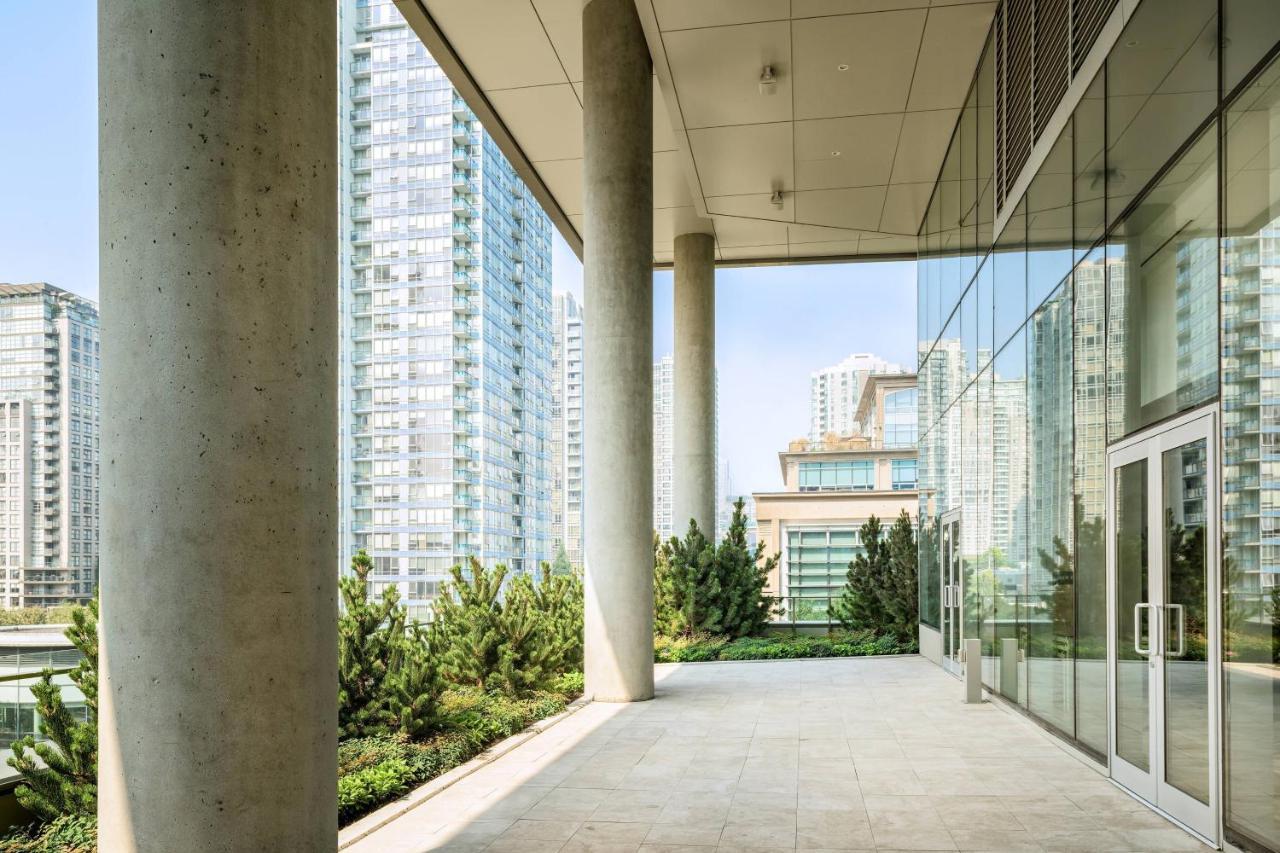 The Douglas, Autograph Collection Vancouver Exterior photo