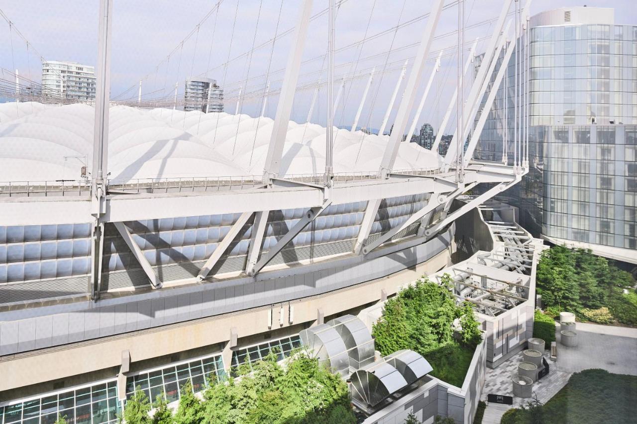 The Douglas, Autograph Collection Vancouver Exterior photo